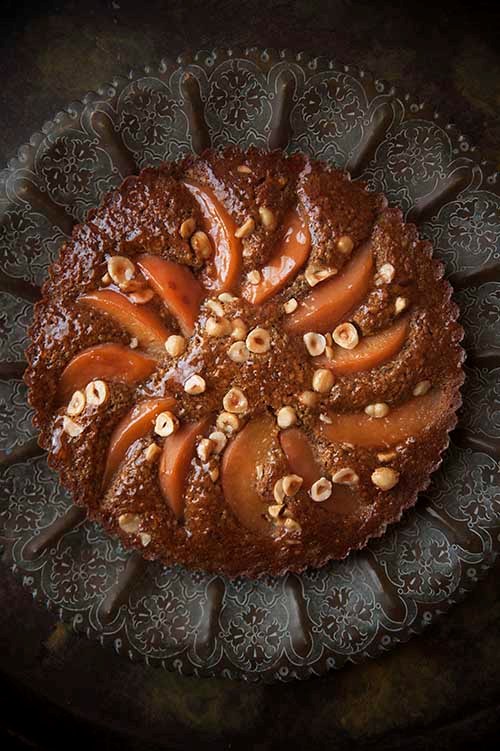 Quince and hazelnut torte