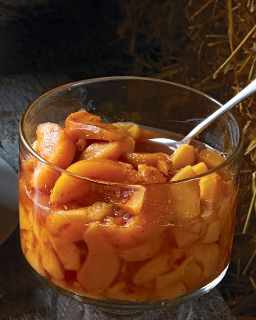 Quince-ginger compote
