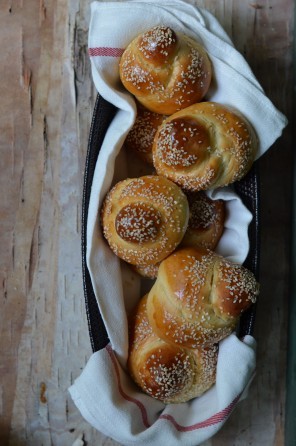 Quince honey challah knots
