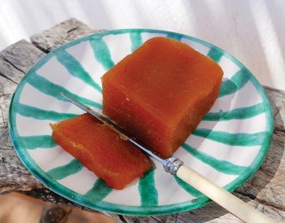 Quince paste (Dulce de membrillo)