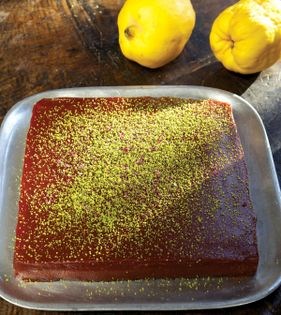 Quince paste (Halva-ye beh/loz-e beh)
