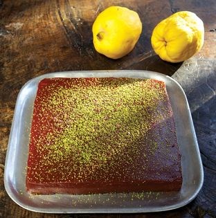 Quince paste (Loz-e beh)