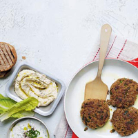 Quinoa beef burgers