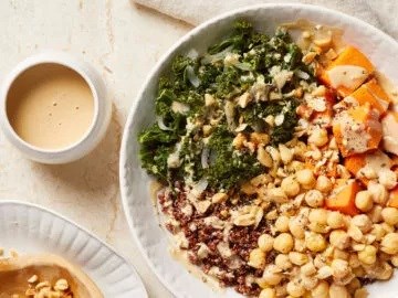 Quinoa-chickpea bowls with peanut sauce