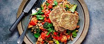 Quinoa-coated halloumi with sprouting broccoli and romesco dressing