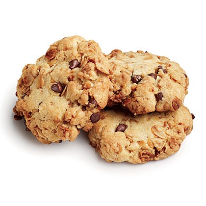 Quinoa-granola chocolate chip cookies