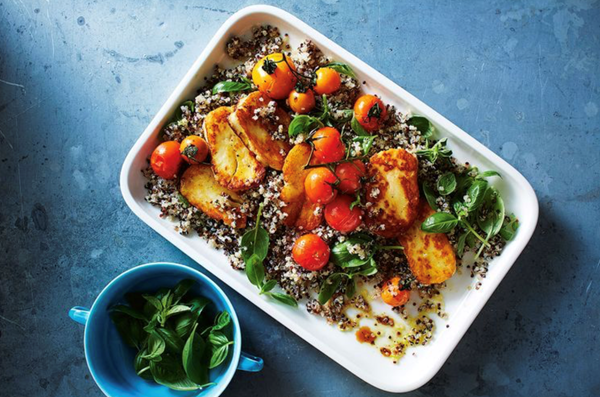 Quinoa salad with haloumi and tomatoes