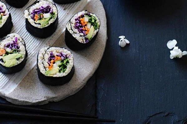 Quinoa sushi