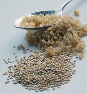 Quinoa with mushrooms and arugula