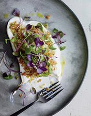 Quinoa with yogurt and sprouts