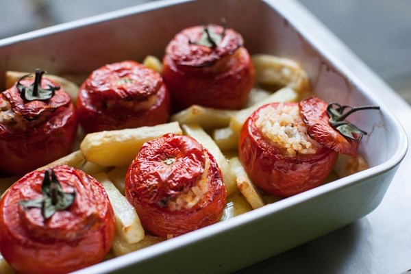 Rachel Roddy's Roman-style stuffed tomatoes with rice