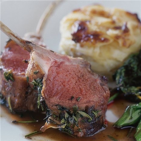 Rack of lamb with garlic and fresh herbs