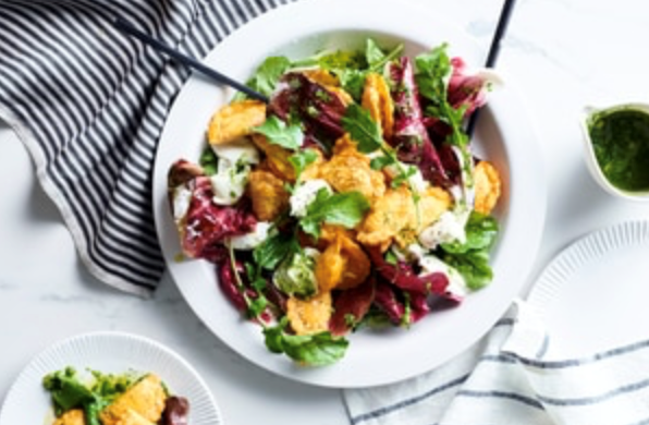 Radicchio salad with fried pumpkin ravioli