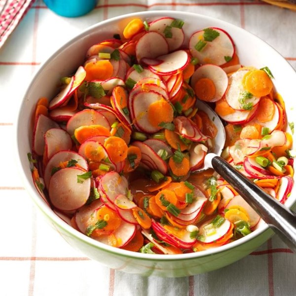 Radish, carrot & cilantro salad