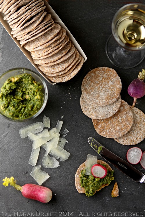 Radish leaf pesto