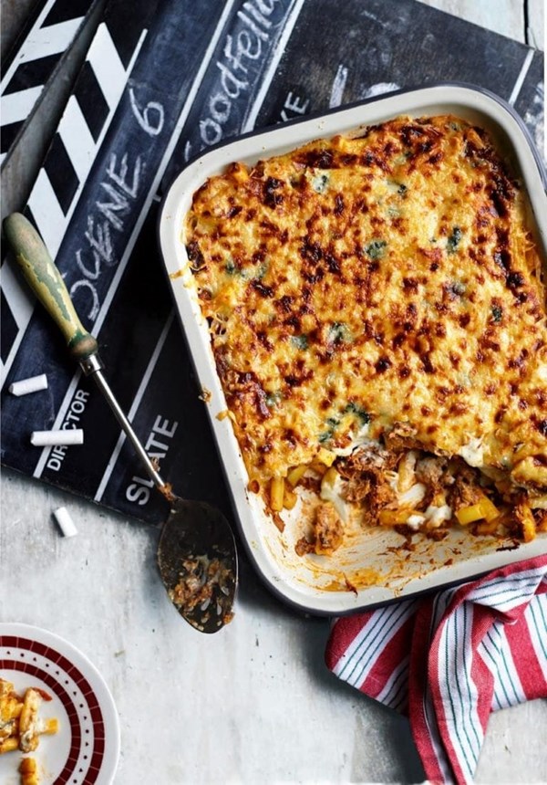 Ragù and blue cheese baked pasta