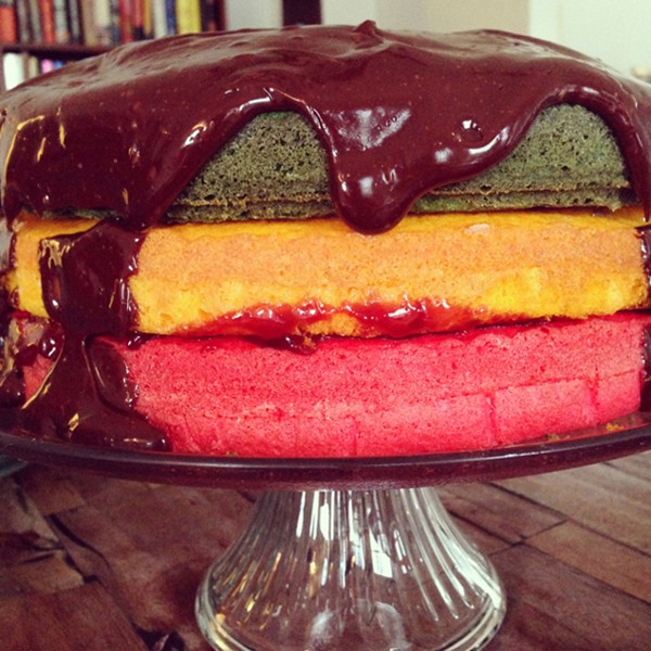 Rainbow cookie cake