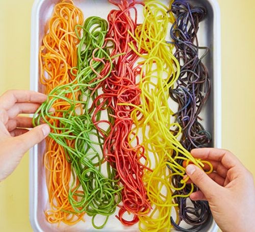 Rainbow spaghetti