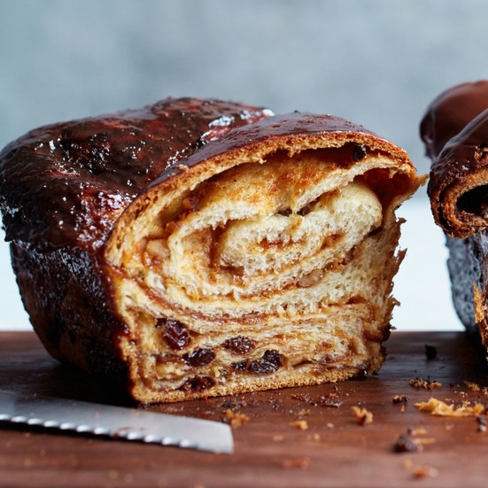 Raisin-walnut babka