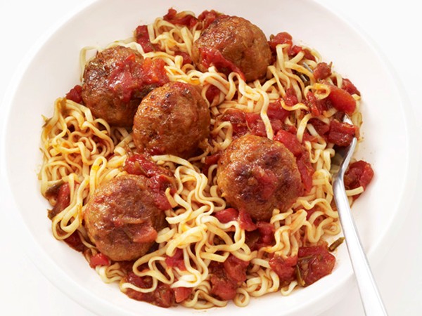 Ramen with pork meatballs
