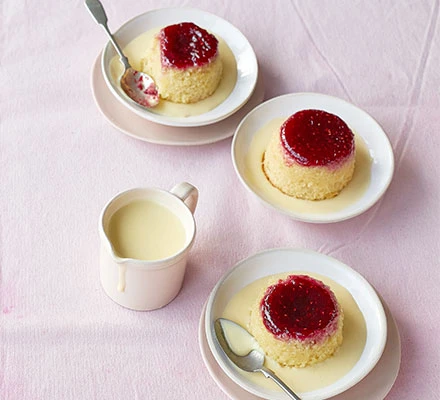 Raspberry & coconut steamed sponge