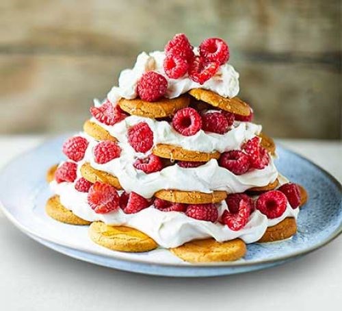 Raspberry & ginger fridge cake