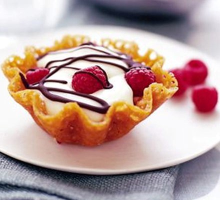 Raspberry & lemon baskets