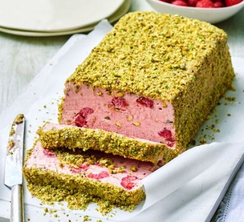 Raspberry & pistachio parfait 