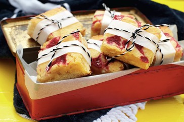 Raspberry & white chocolate blondies