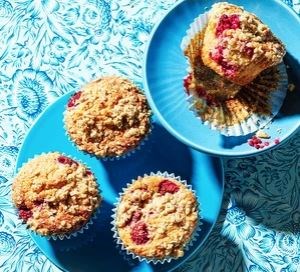 Raspberry & white chocolate crumble muffins