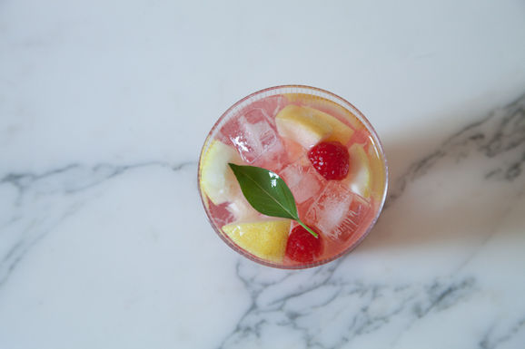 Raspberry acetosa mojito