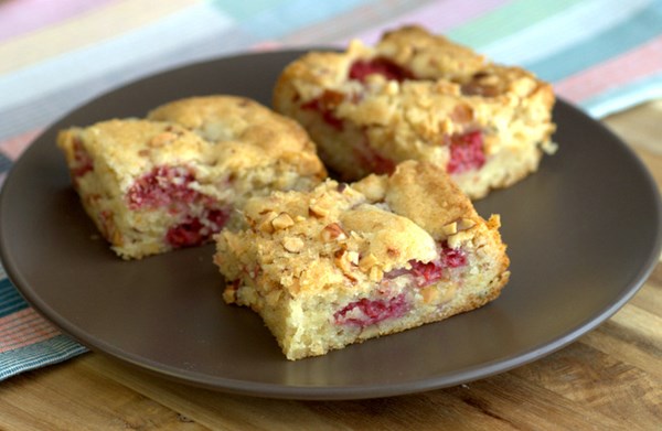 Raspberry almond bars