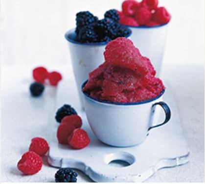 Raspberry and blackberry granita (Granita di pantelleria)