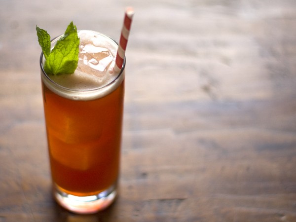 Raspberry and rum iced tea