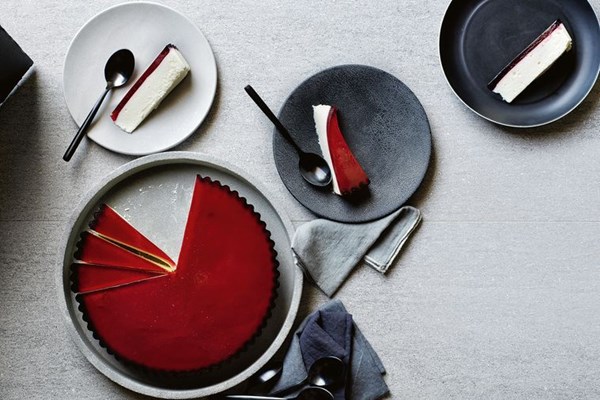 Raspberry and white chocolate flan