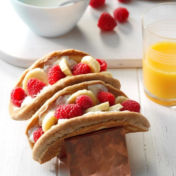 Raspberry-banana breakfast tacos