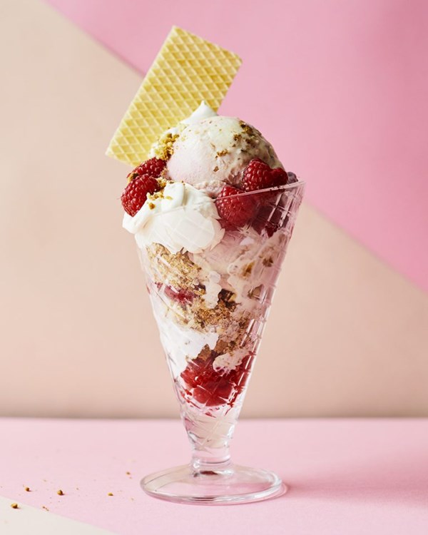 Raspberry biscotti cheesecake ice cream