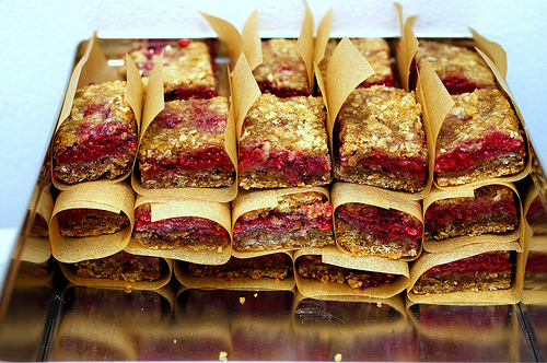 Raspberry breakfast bars