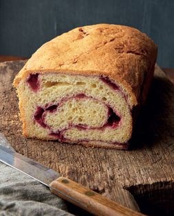 Raspberry brioche