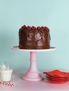 Raspberry brownie layer [cake]