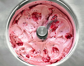 Raspberry-cassis ice cream
