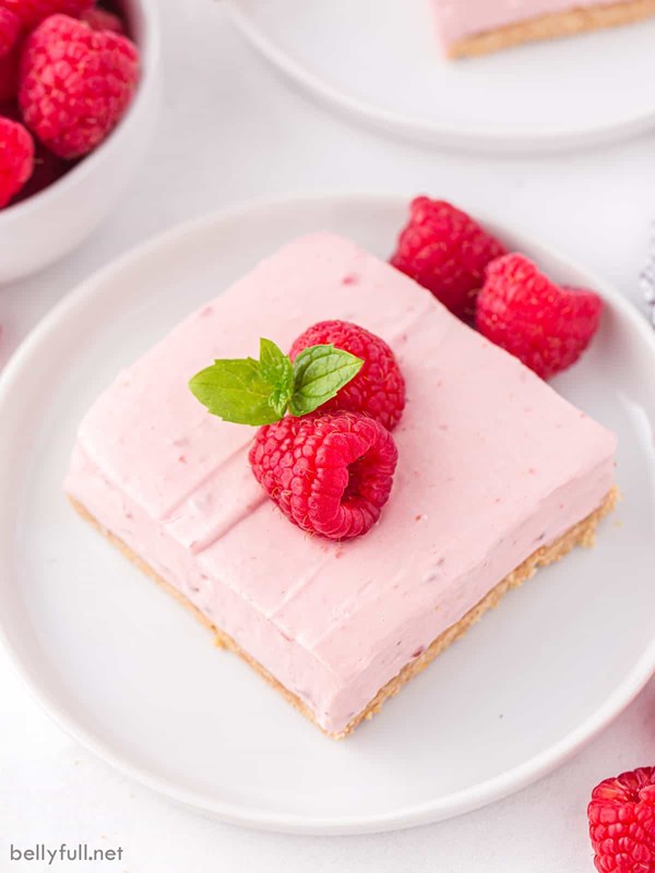 Raspberry cheesecake bars