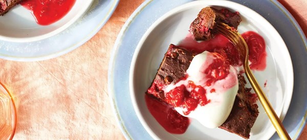 Raspberry chocolate cake