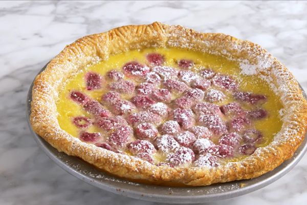 Raspberry clafoutis pie