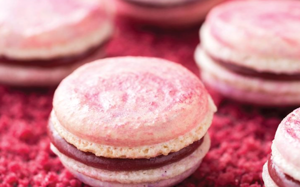 Raspberry cream macarons
