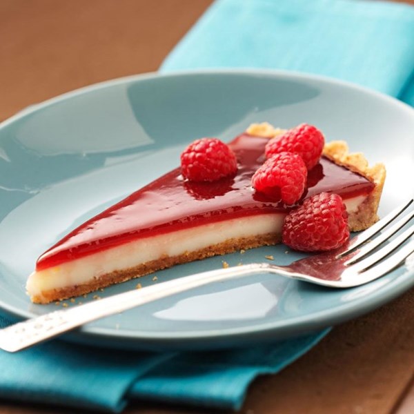 Raspberry custard tart