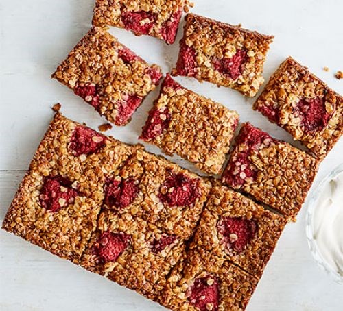 Raspberry honey flapjacks