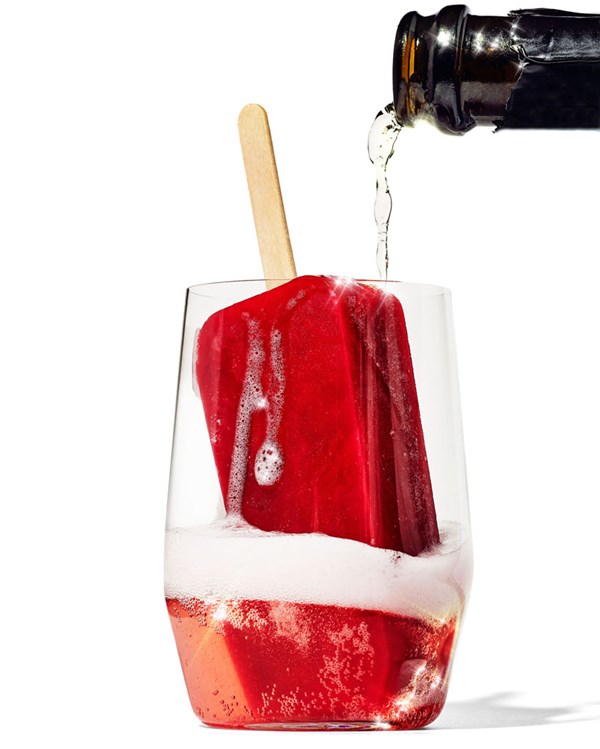 Raspberry-ice pop spritz