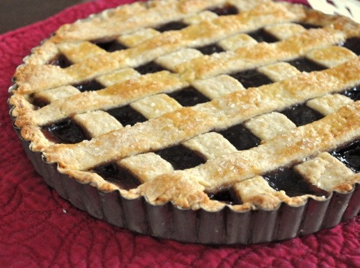 Raspberry jam crostata
