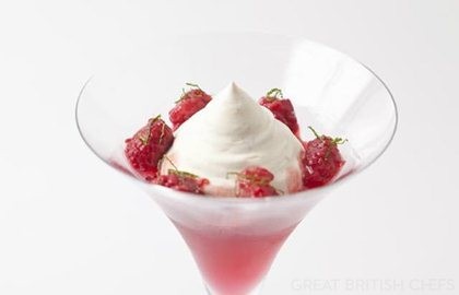 Raspberry jelly fool